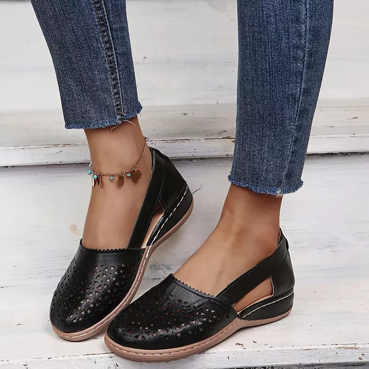 Damen Keilabsatz Orthopädische Hohl geformte PU Sommer Vintage Sandalen