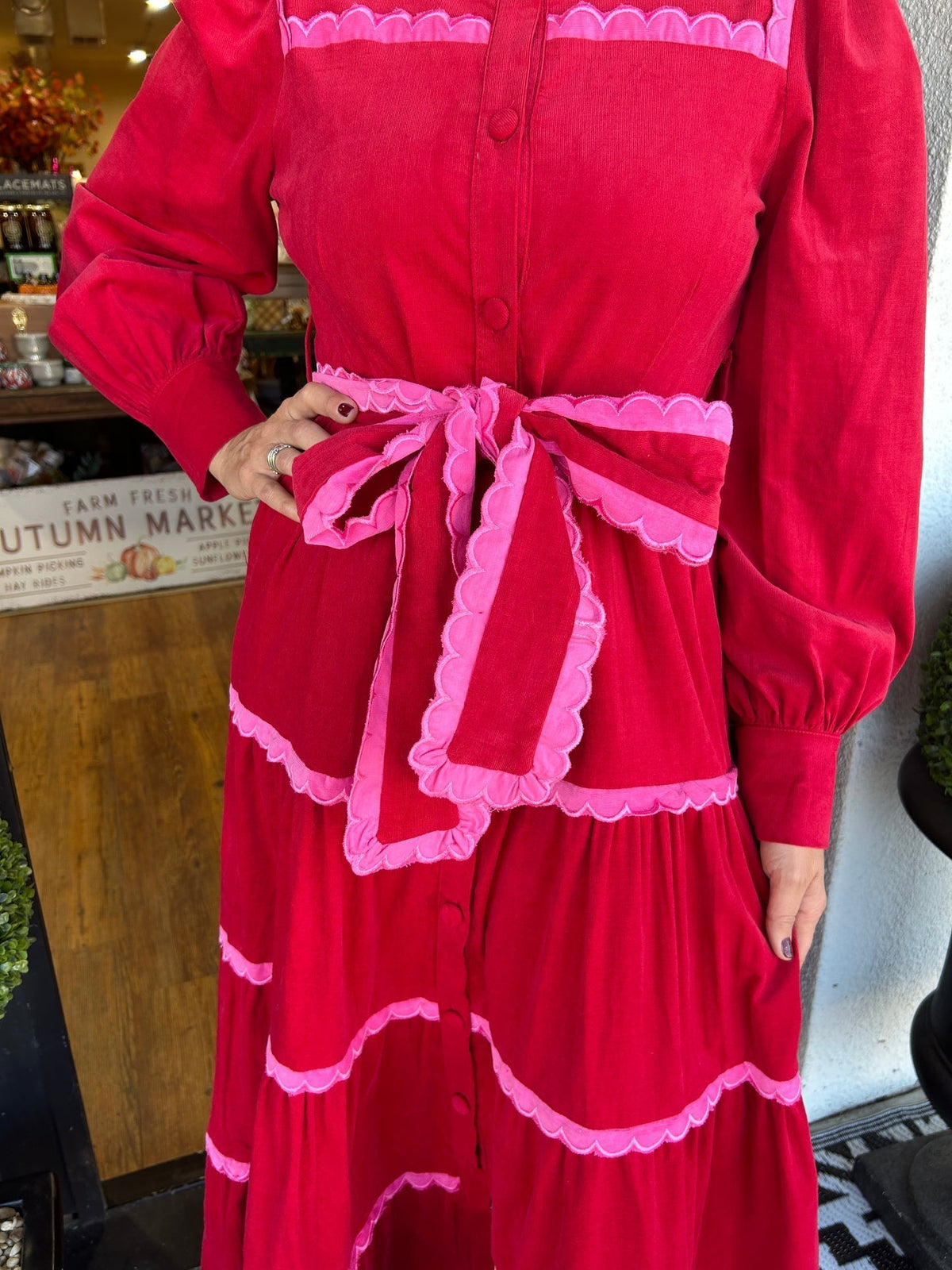 Damen-Cordkleid mit Knopfleiste, Bogenkante und Stufen (2 kaufen, Versand gratis)