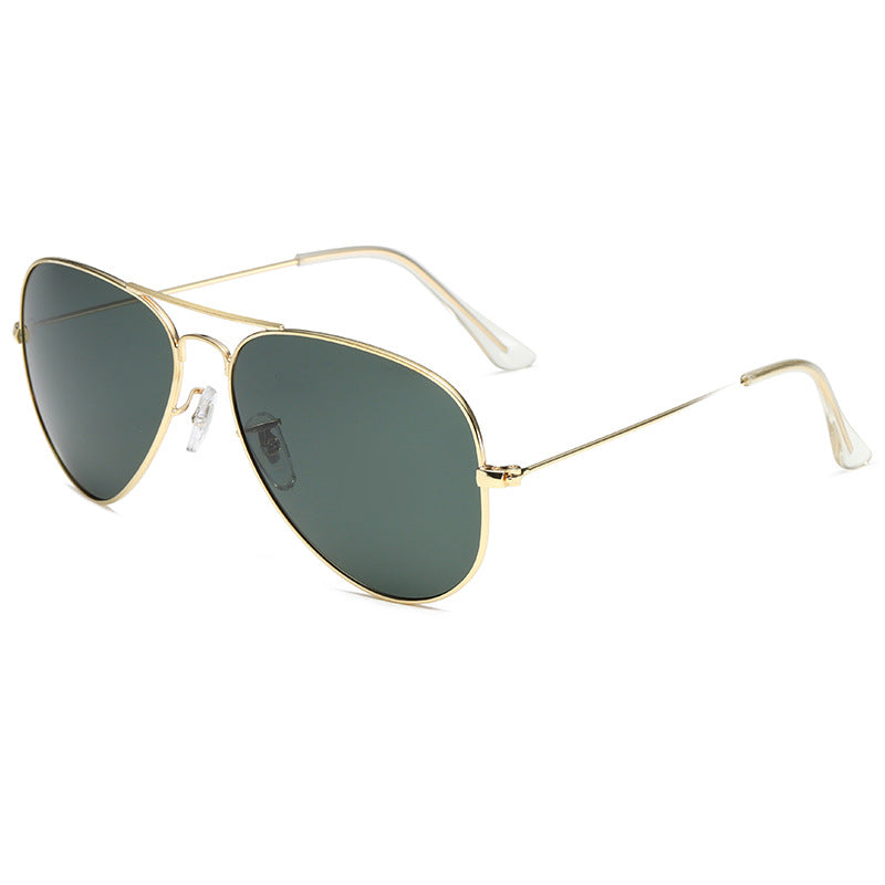 Lunettes de soleil aviateur classiques avec verres en verre