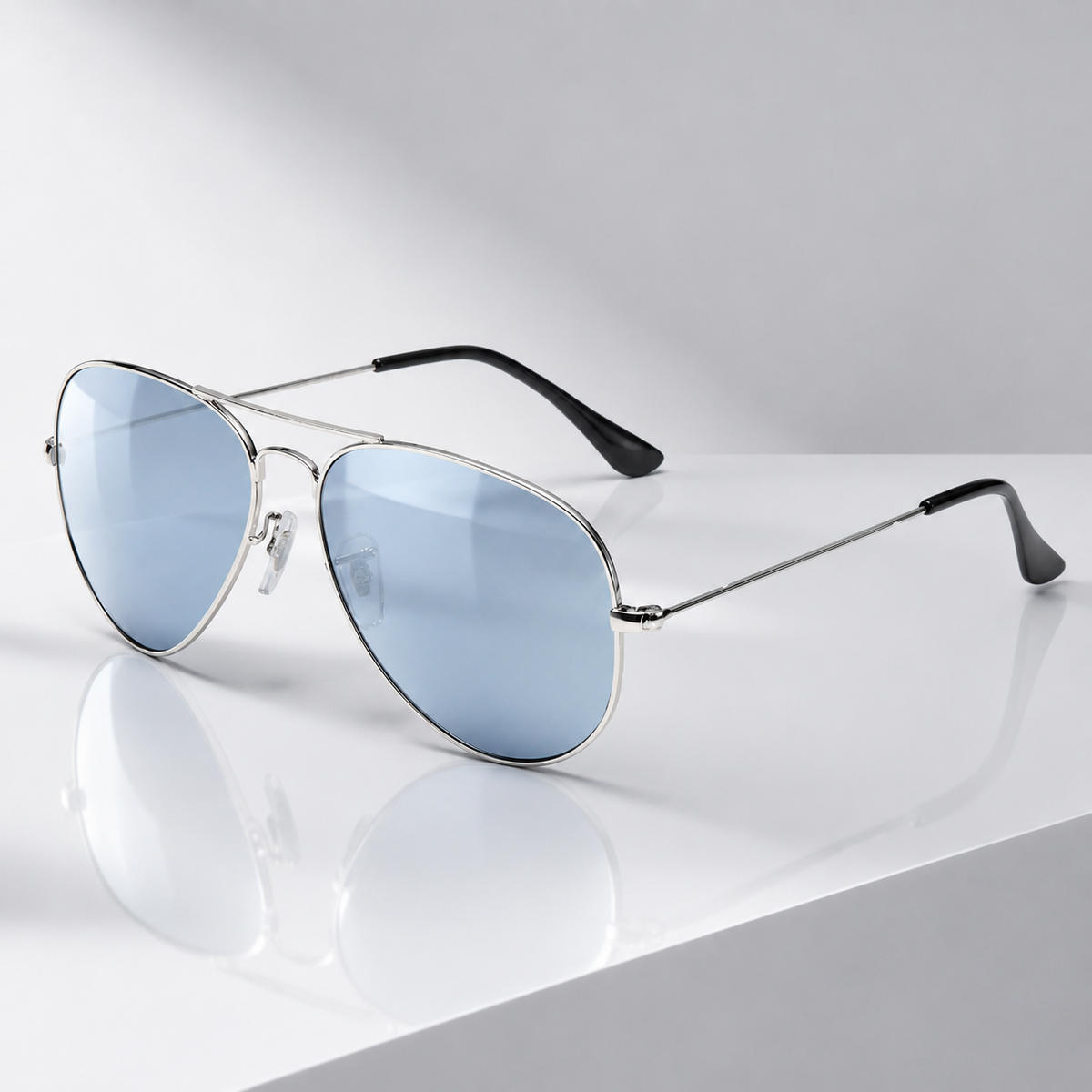 Lunettes de soleil aviateur classiques avec verres en verre