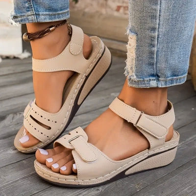 Weiche & stylische Keilsandalen für mühelosen Komfort!