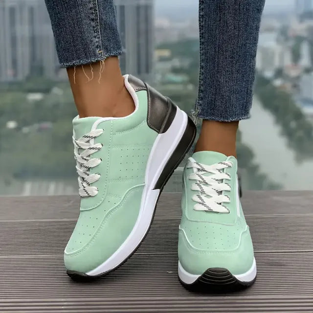 Baskets basses polyvalentes pour femme