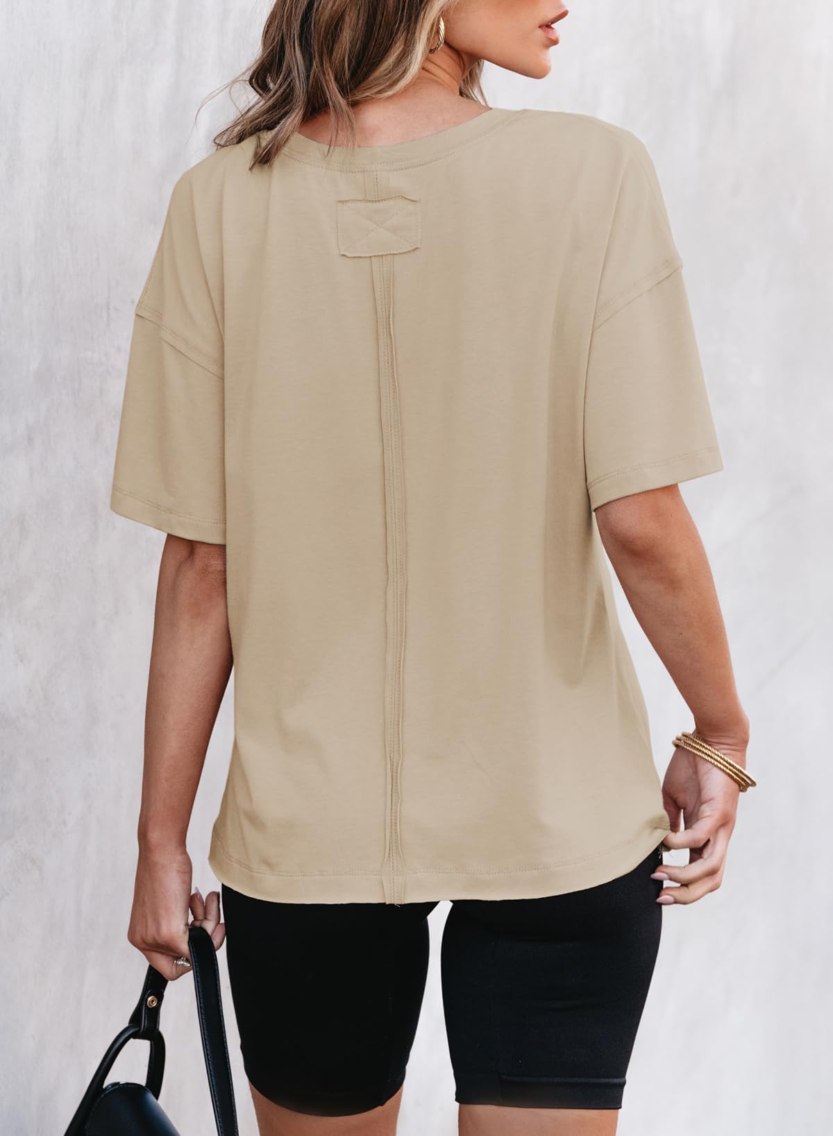 T-shirt uni à col rond et manches courtes pour femme (achetez-en 2, la livraison est offerte)